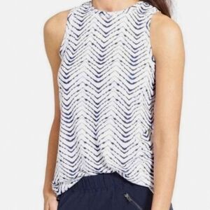 Athleta Arrowhead Breezy Blue And White Tie-Dye Chevron Tank Top Size Small